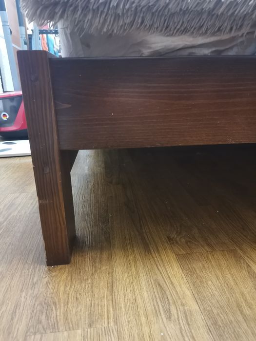 Продам кровать дерево