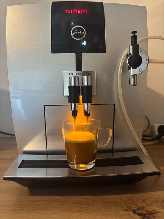 Jura Impressa J7 mașina de cafea automata