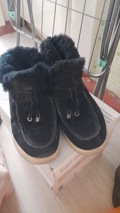 Тегін аяқ киім етіктер