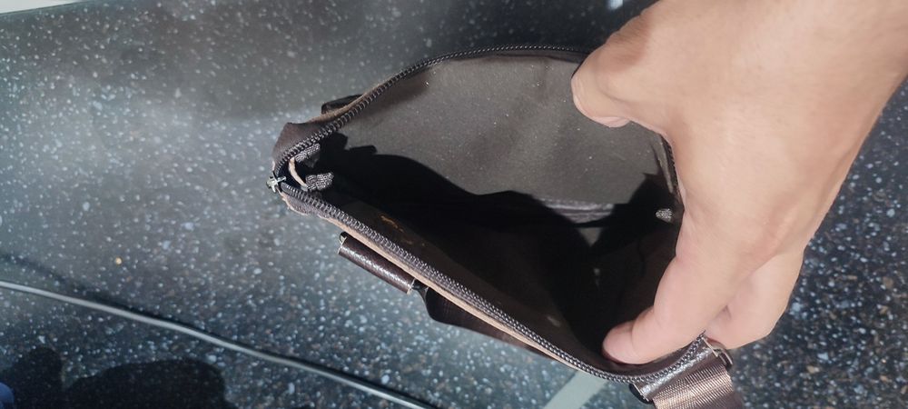 Продам барсетку новая