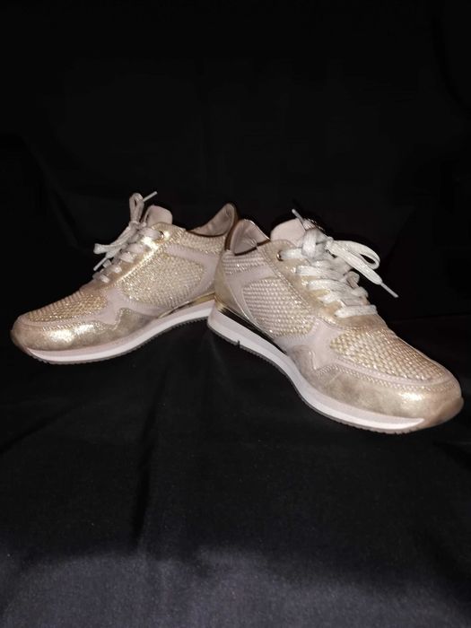 Дамски маратонки Marco Tozzi, размер 39