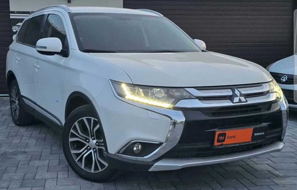 MITSUBISHI Outlander 2016 — imagine 2