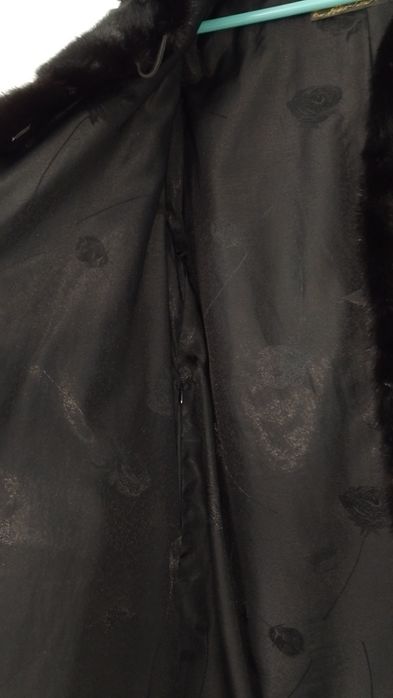 Продаётся шуба женская