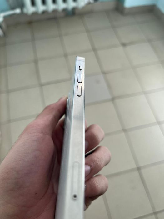 Продам Iphone 12 Pro