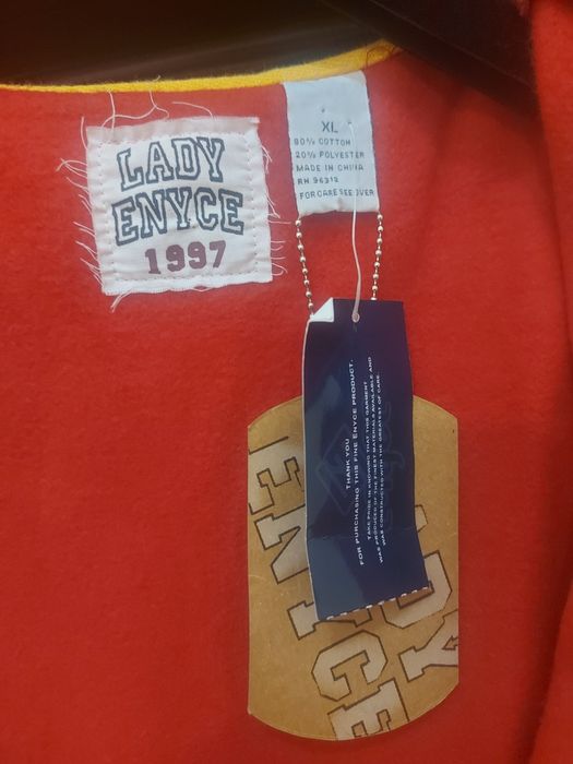 Нов суитшърт за момиче или жена