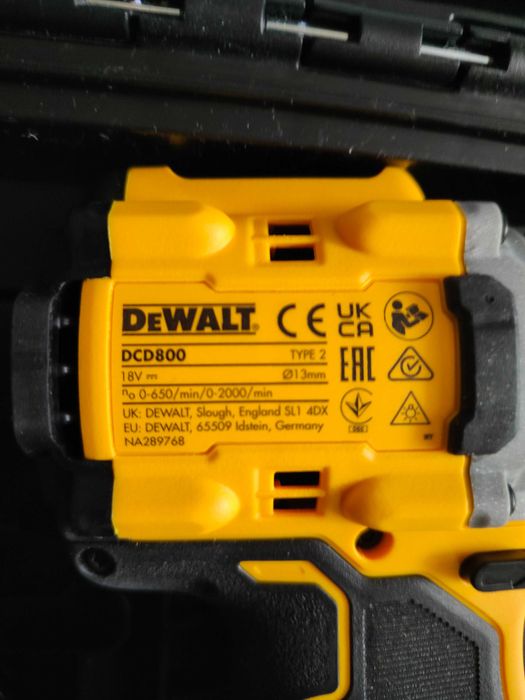 Винтоверт De Walt  DCD 800