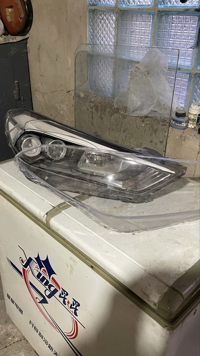 Продаю фары на туксон 2017