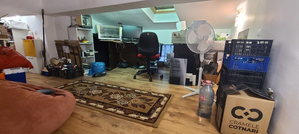 Persoana fizica Vand apartament cu 2 camere