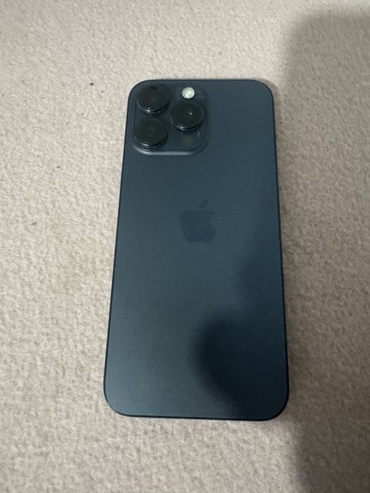 Iphone 15 pro max /256g