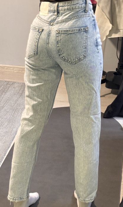 Джинсы голубые Zara XS