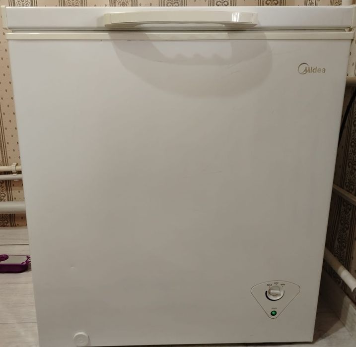 Морозильник в хорошем состоянии