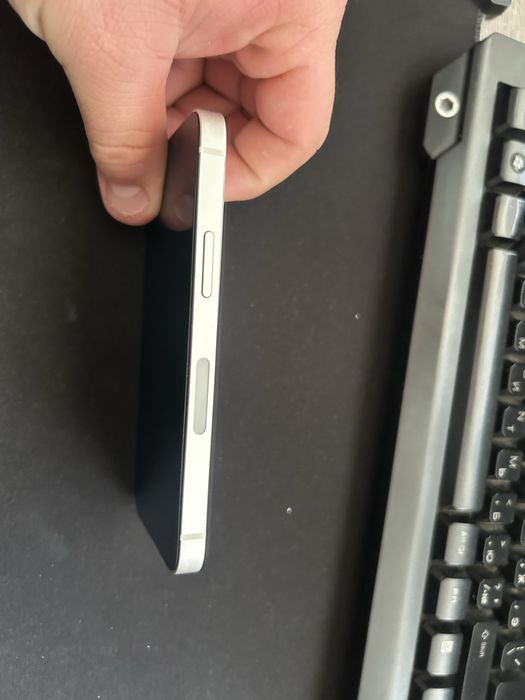 Продаю айфон 12 мини