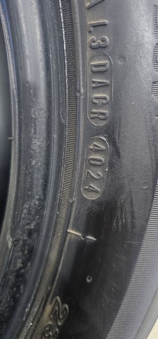 Продам 2 шины nexen