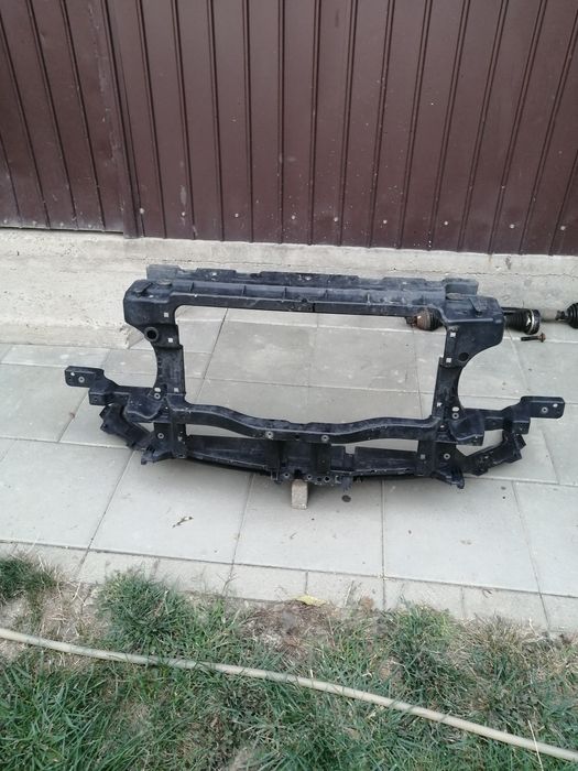 Bara, trager, radiator apa Wolswagen Passat B6