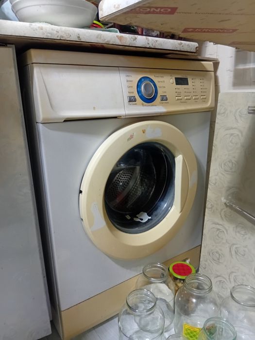 Стиралка автомат LG.