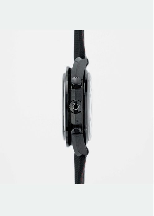 Omega Speedmaster Dark Side of the Moon 44.25 mm 311.92.44.51.01.003 Black Ceramic