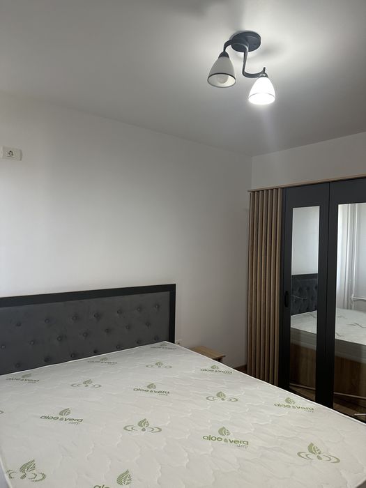 Vand apartament 3 camere Oradea