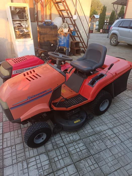 Mașină de tuns iarbă