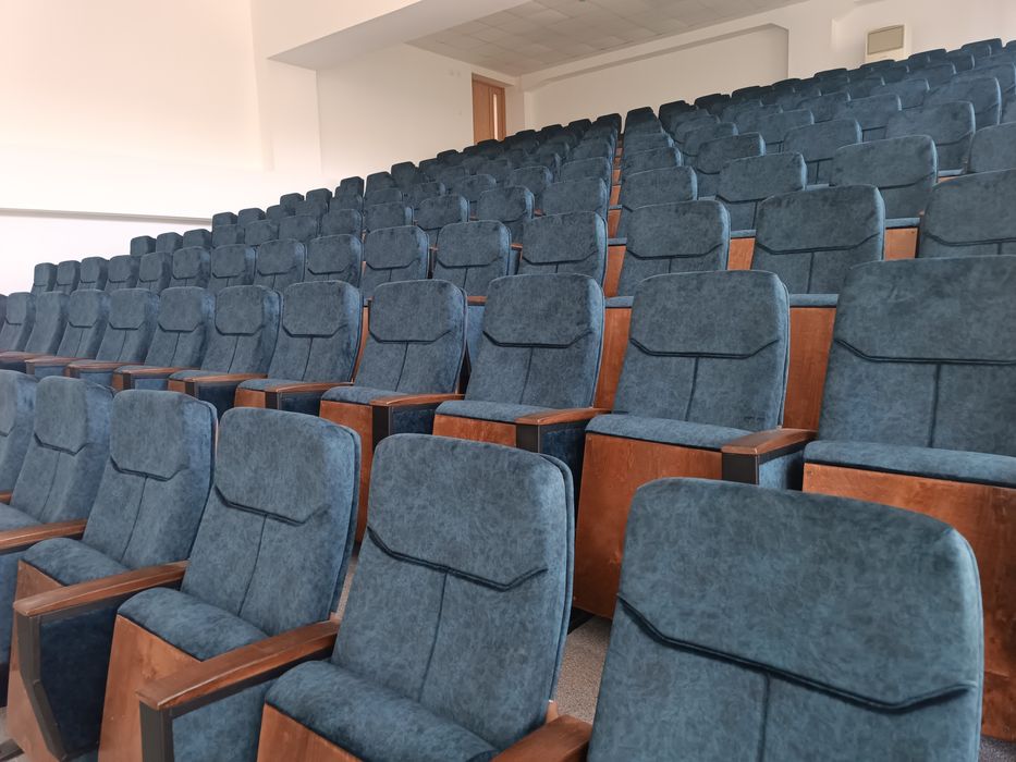 Конференция, акт зал ва театр креслолари. Театральный кресло активного