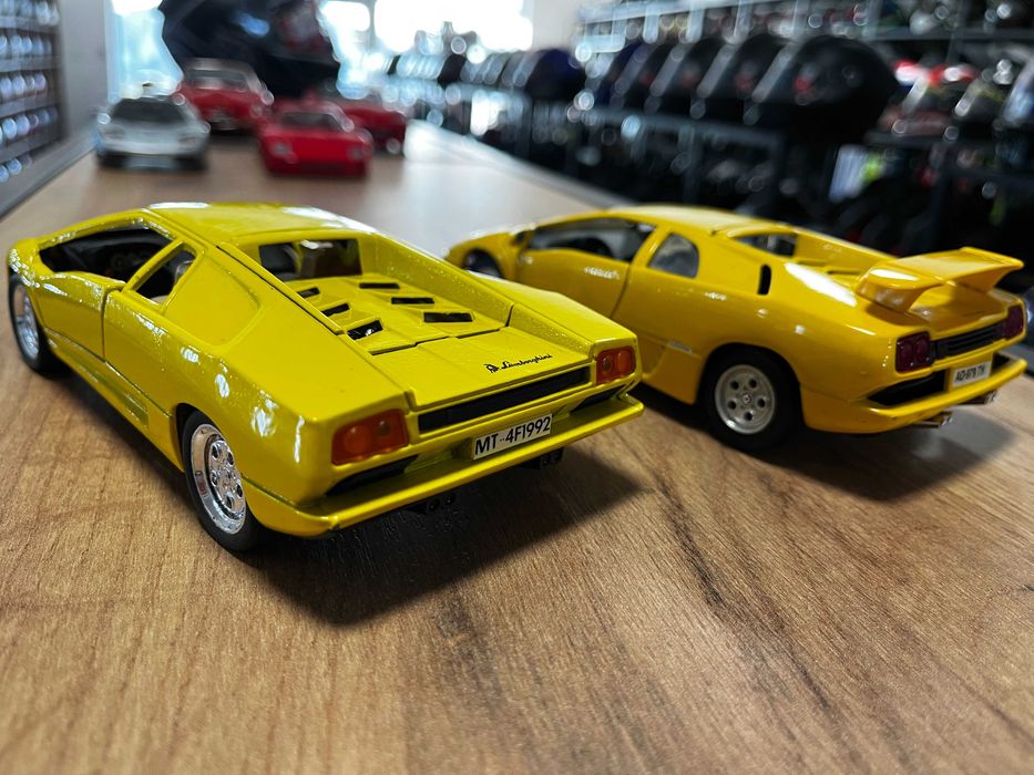Матална колекционерска колички модел BBURAGO Lamborghini Diablo 1:24
