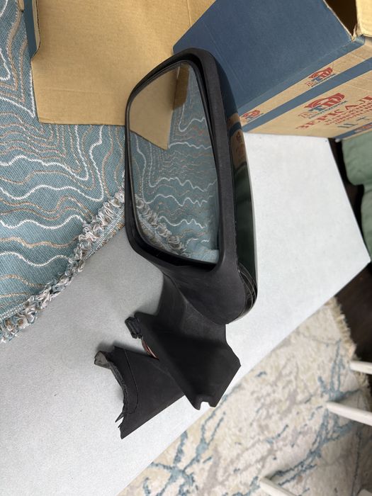 Зеркало на приору