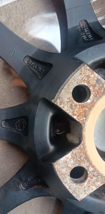 Продавам джанти 17 ки