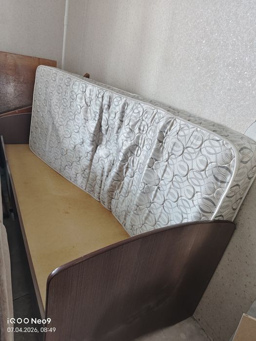 Продам кровать б/у