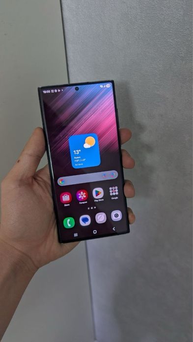 Продам Samsung S22 Ultra