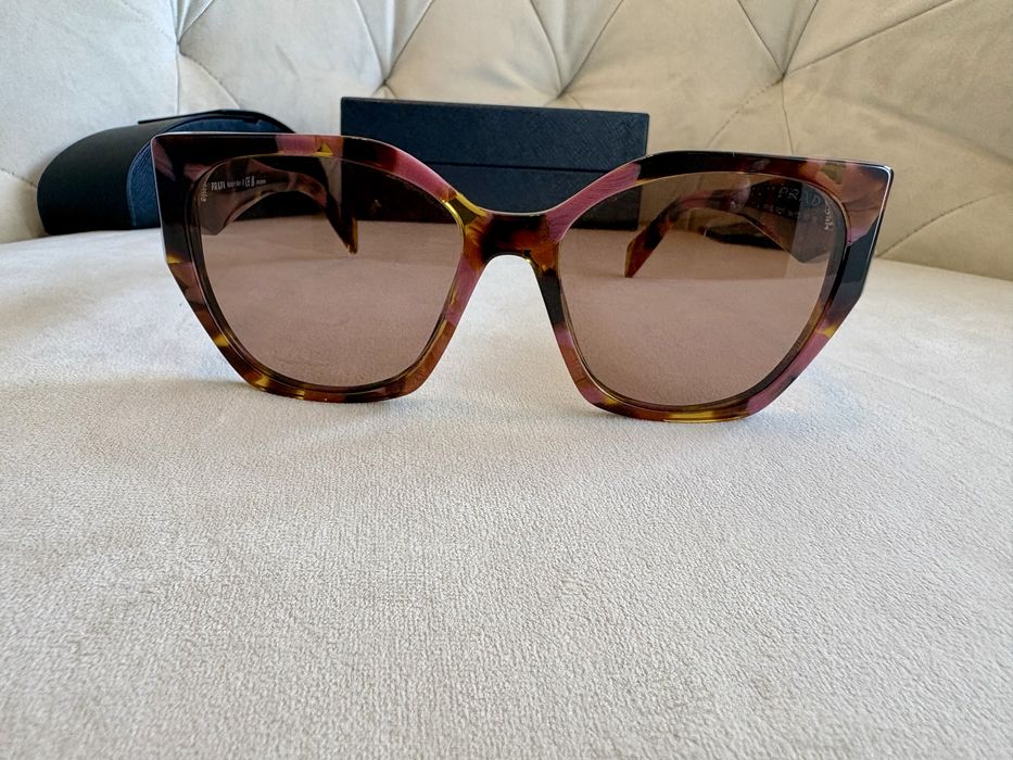Ochelari soare Prada