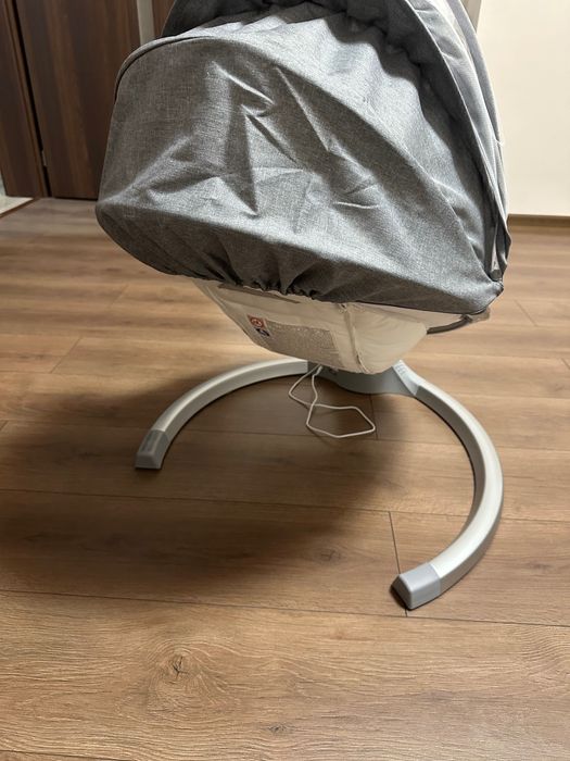 Бебешка люлка iSwing