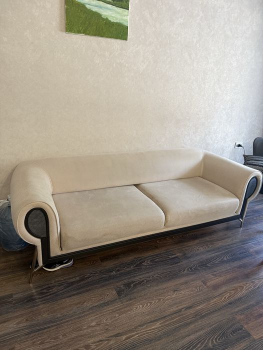 Продам Диван покупали в Malishop
