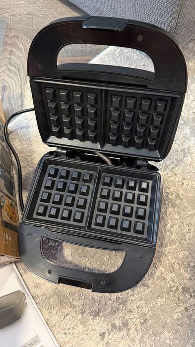 Гофретник Philips HD2332/90