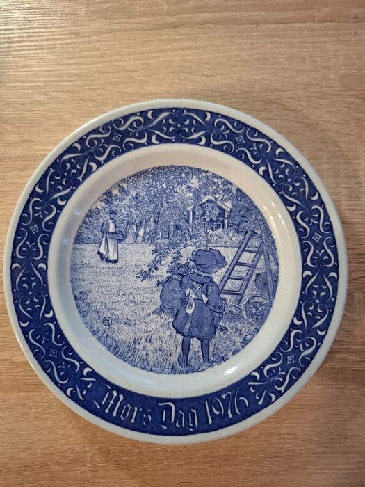 Farfurii decorative de porțelan de colecție Made in Sweden