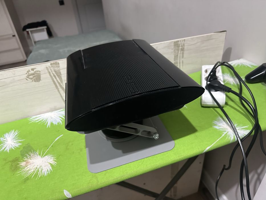 продам playstation 3 super slim