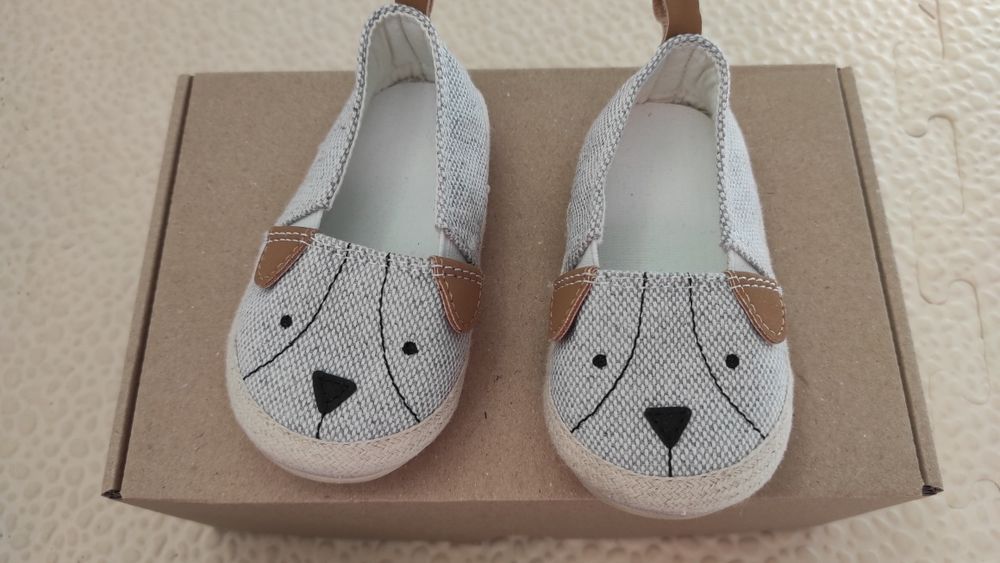 Бебешки буйки H&M номер 18/19