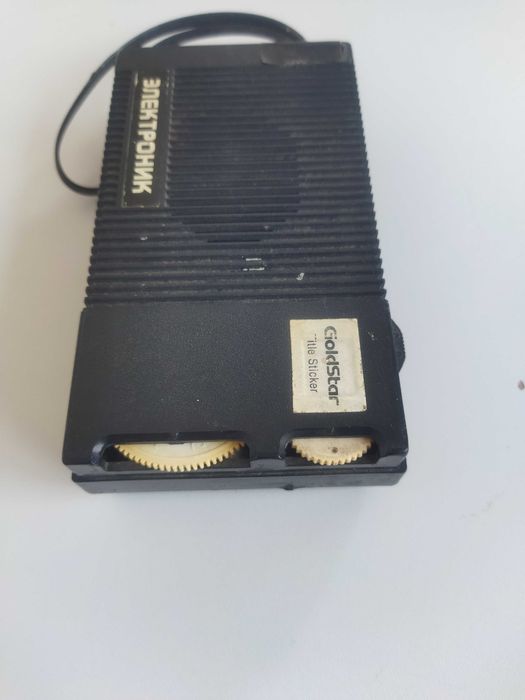 Руско ръчно радио Електроник тип уокмен