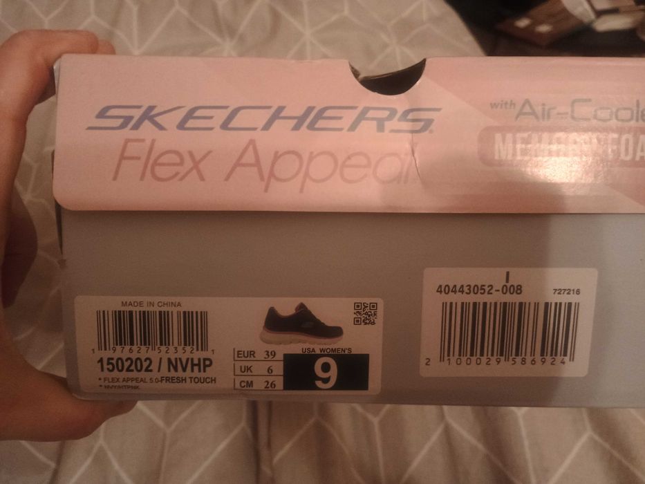 Продавам маратонки Skechers