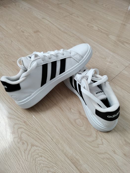 Adidas Sneakers albi