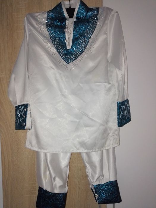 Сюнетлик (костюм за повод)