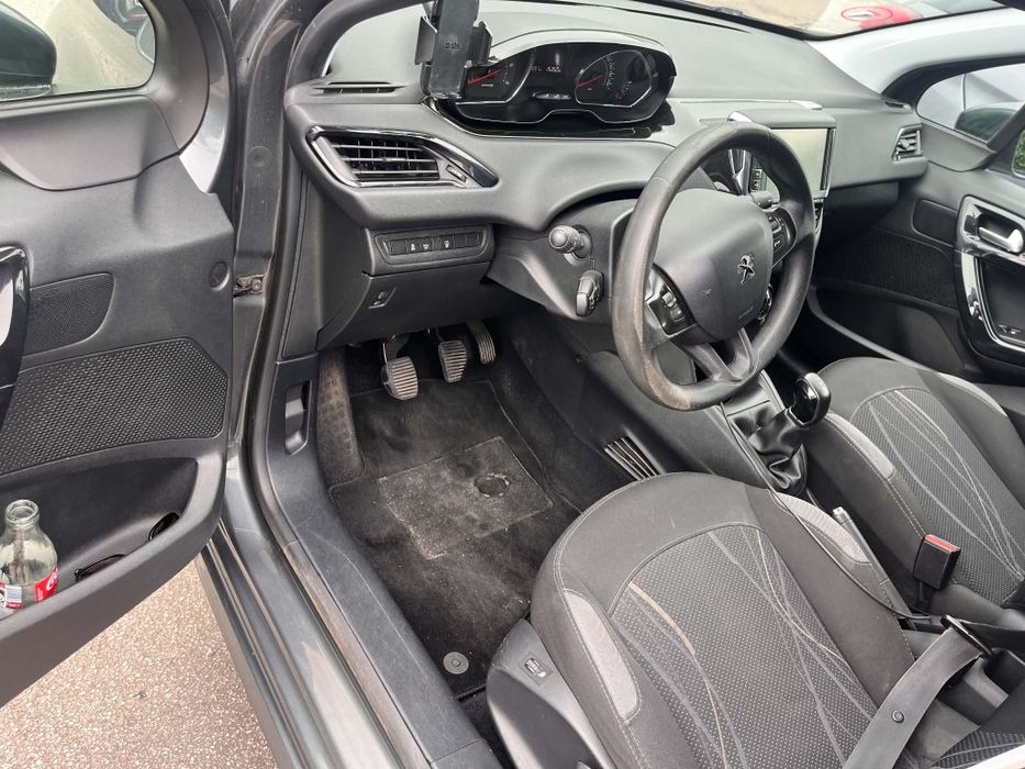 Peugeot 208 tdi 2015