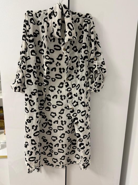 Bluza vaporoasa. .