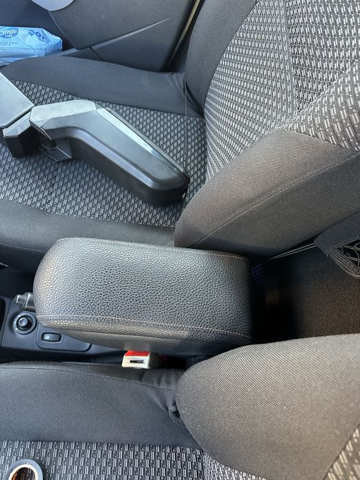 Подлокотник ларгус