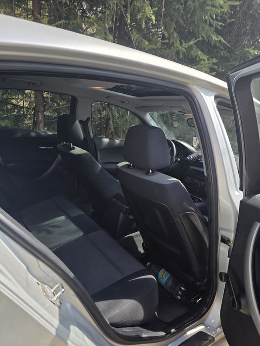 Vand bmw 118i, stare foarte buna de functionare