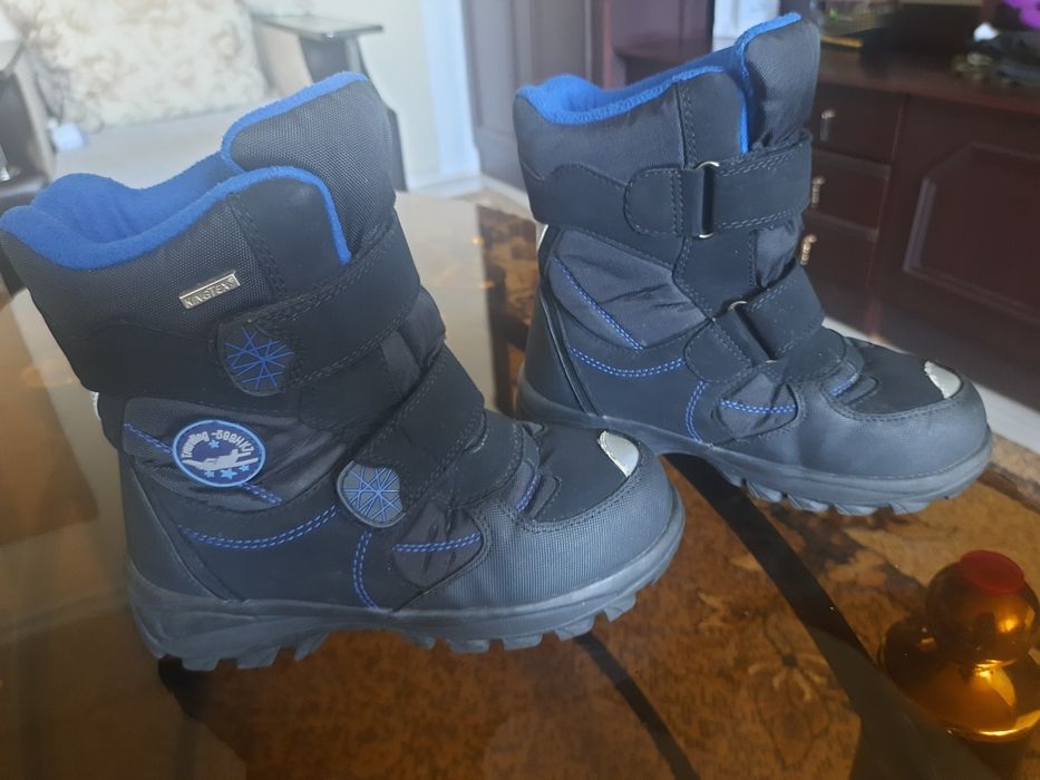 Продам обувь на подростка