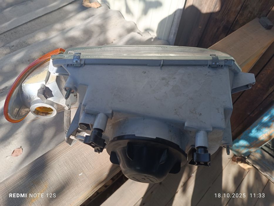 Продам блок фар на автомобиль 2115