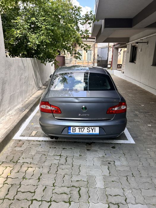 SKODA Superb 2011 — imagine 2