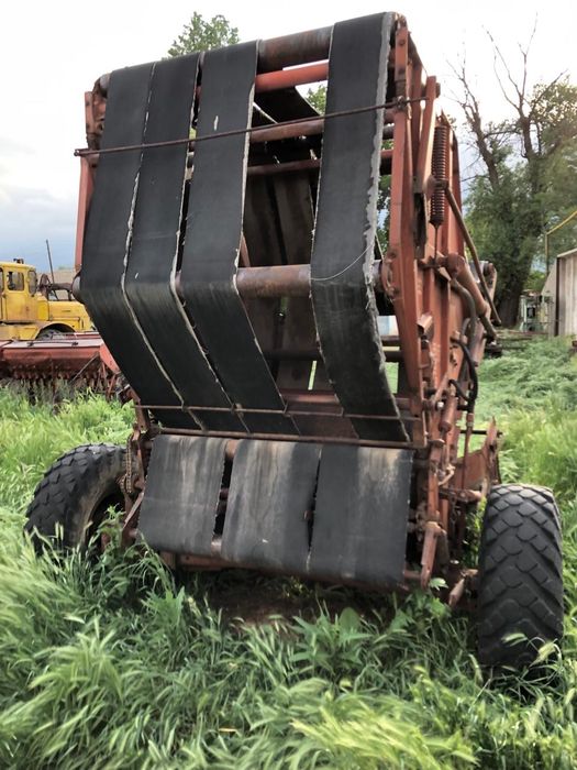 Сено-пресс рулоновый