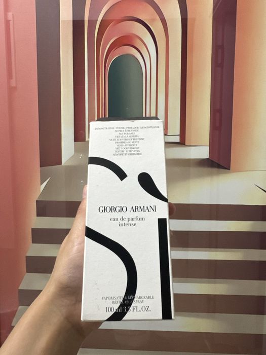Giorgio Armani Sì Eau de Parfum Intense (100 ml) — Original
