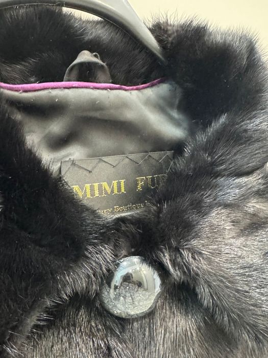 Продам шубу в илеаоьном состоянии