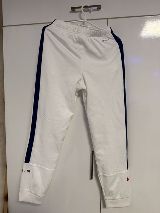 Бял Комплект Nike